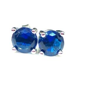 925/14kw Gold Genuine Sapphire Stud Earrings